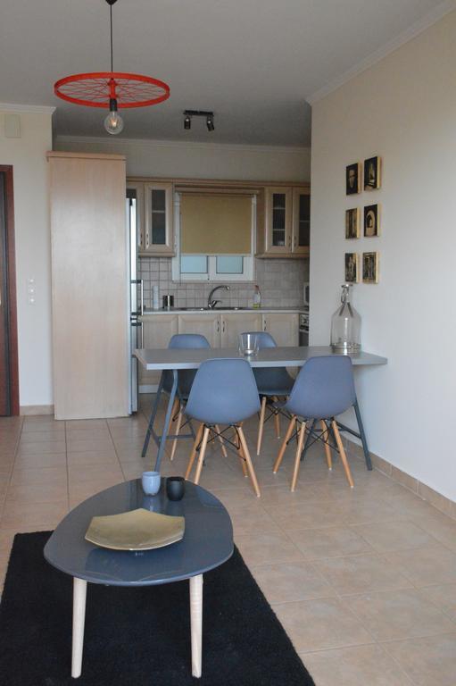 Erismini Apartamento Frínion Exterior foto
